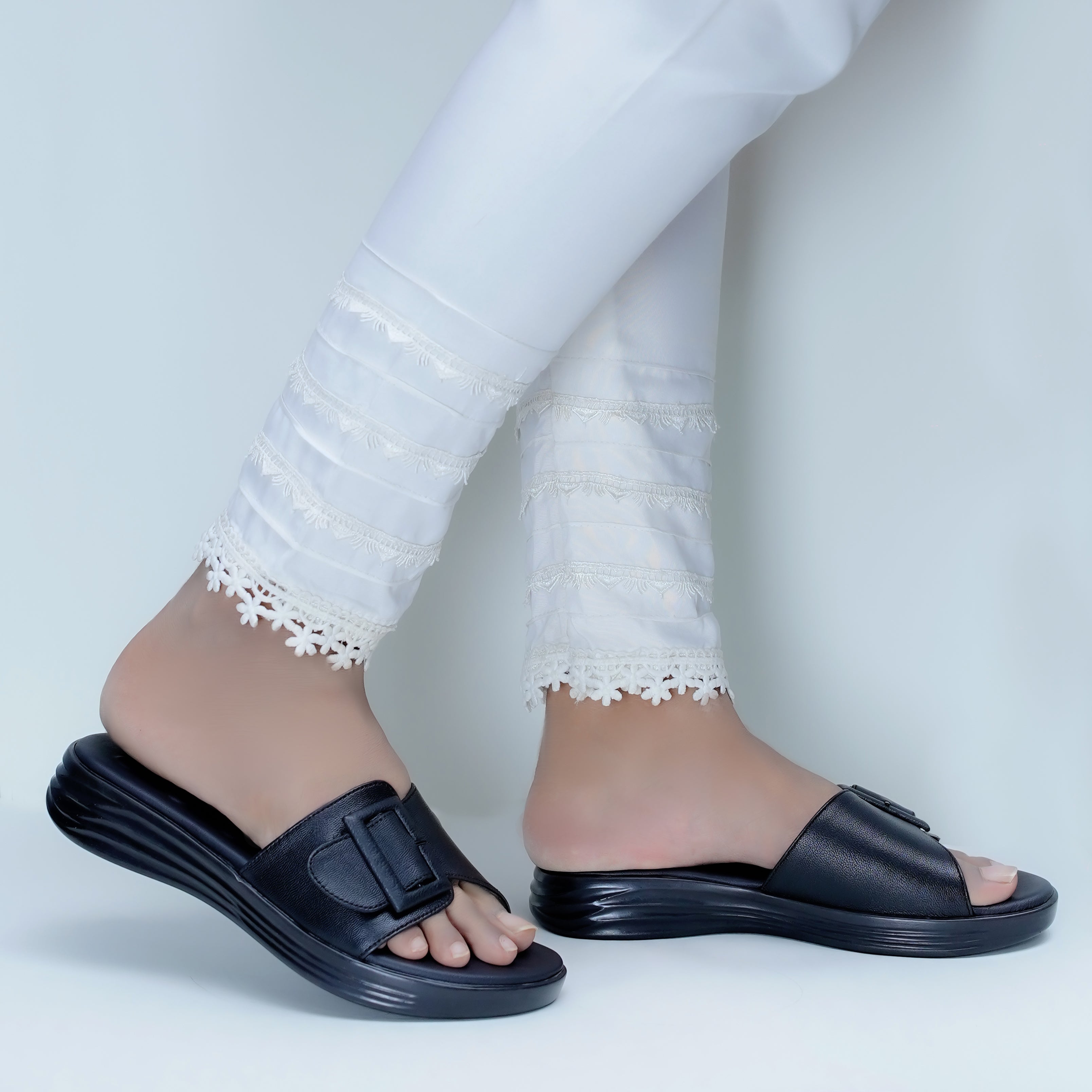 Leather Medicated Slipper