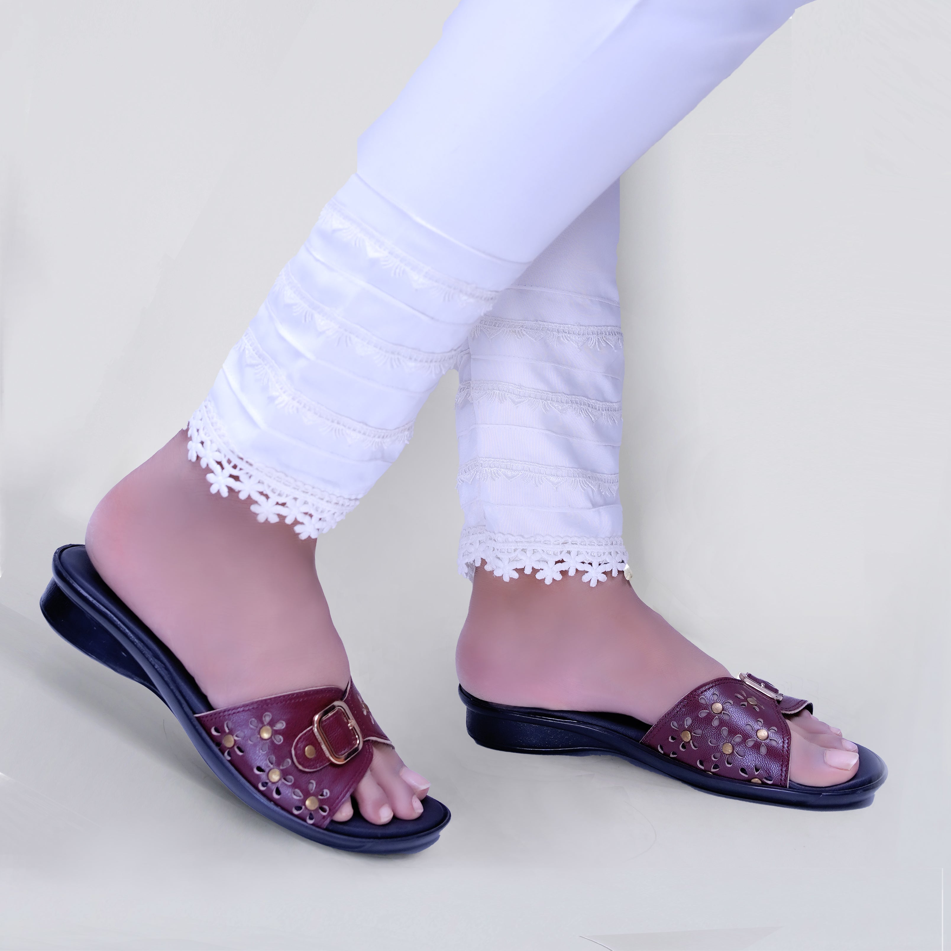 Leather Medicated Slipper