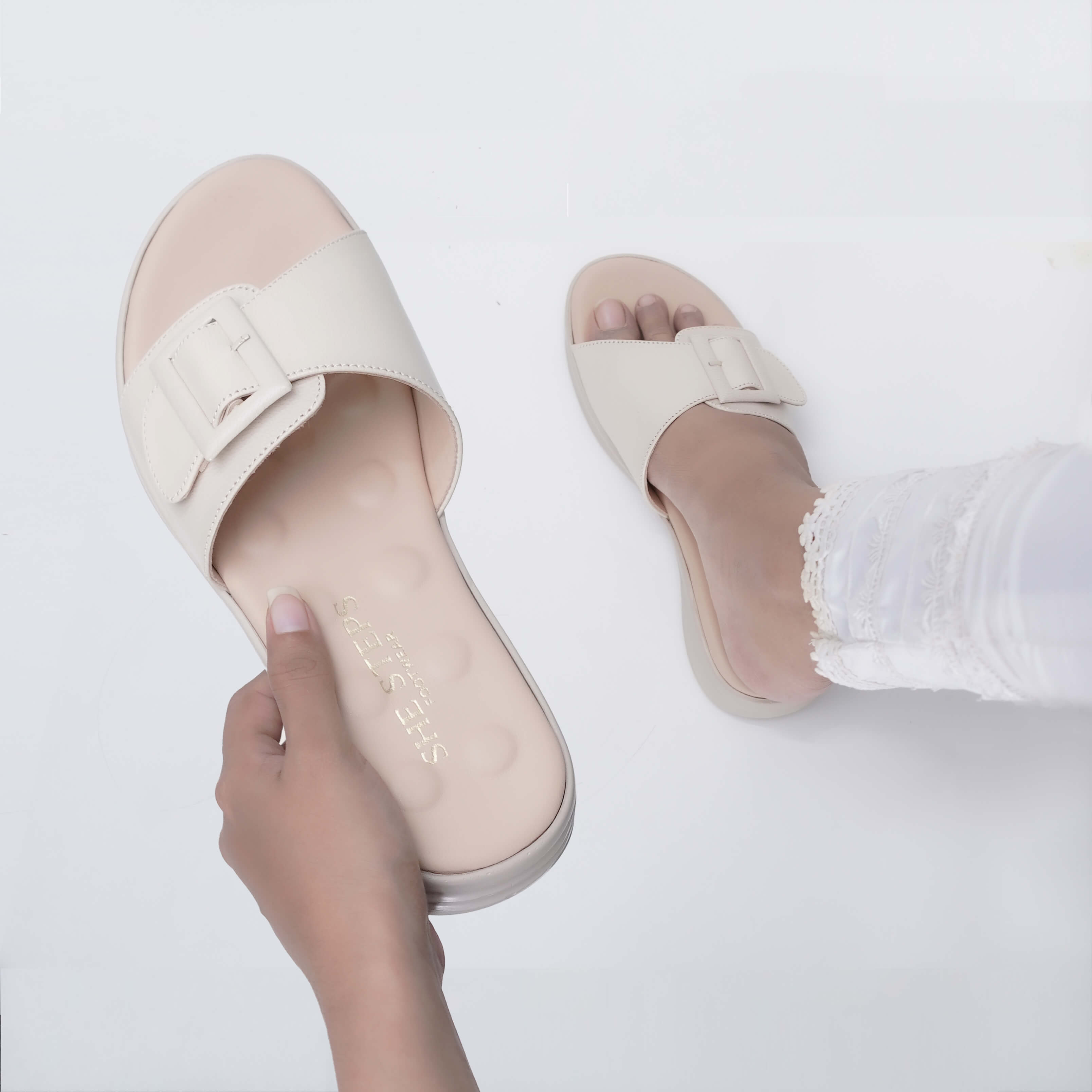 Leather Medicated Slipper