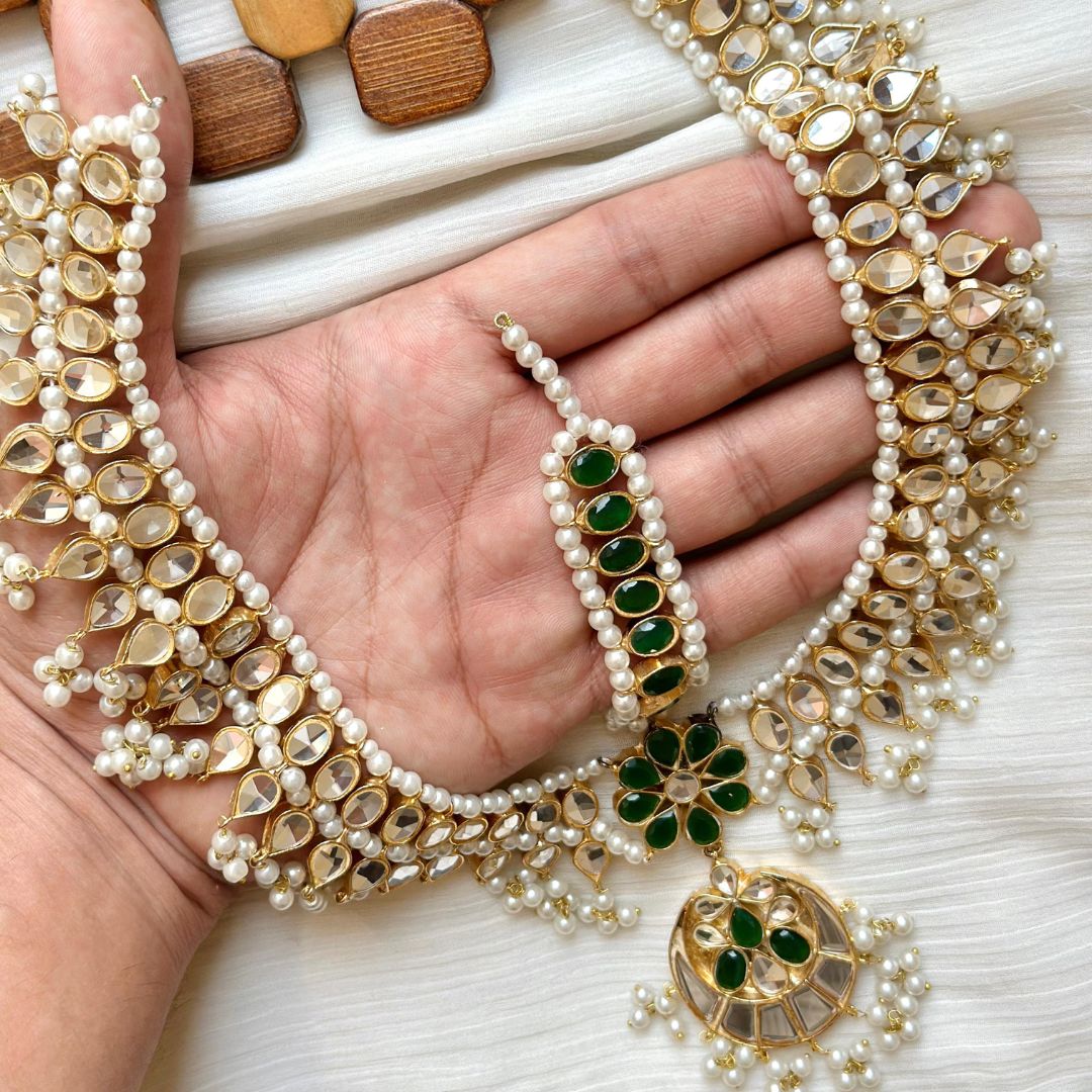 Gold Plated Hand Made Farshi Kundan Mathapati